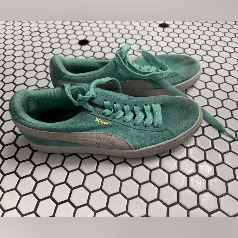 Puma Mint Green Suede Classic Sneakers size 8